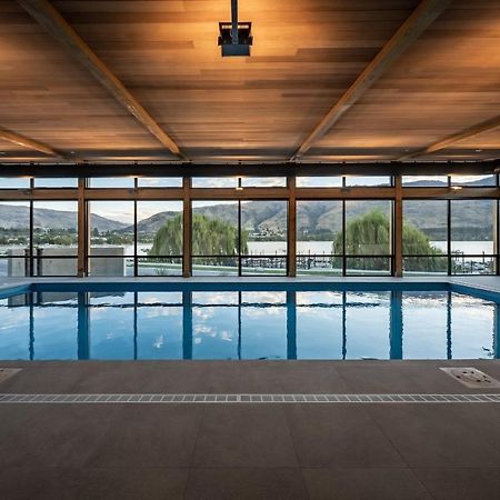 Winona Of Wanaka - Luxury Lakefront Apartment Buitenkant foto