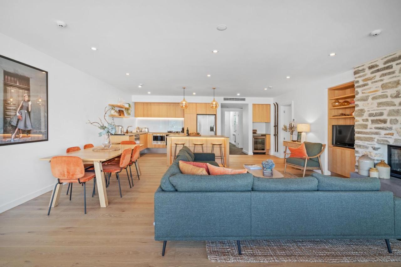 Winona Of Wanaka - Luxury Lakefront Apartment Buitenkant foto