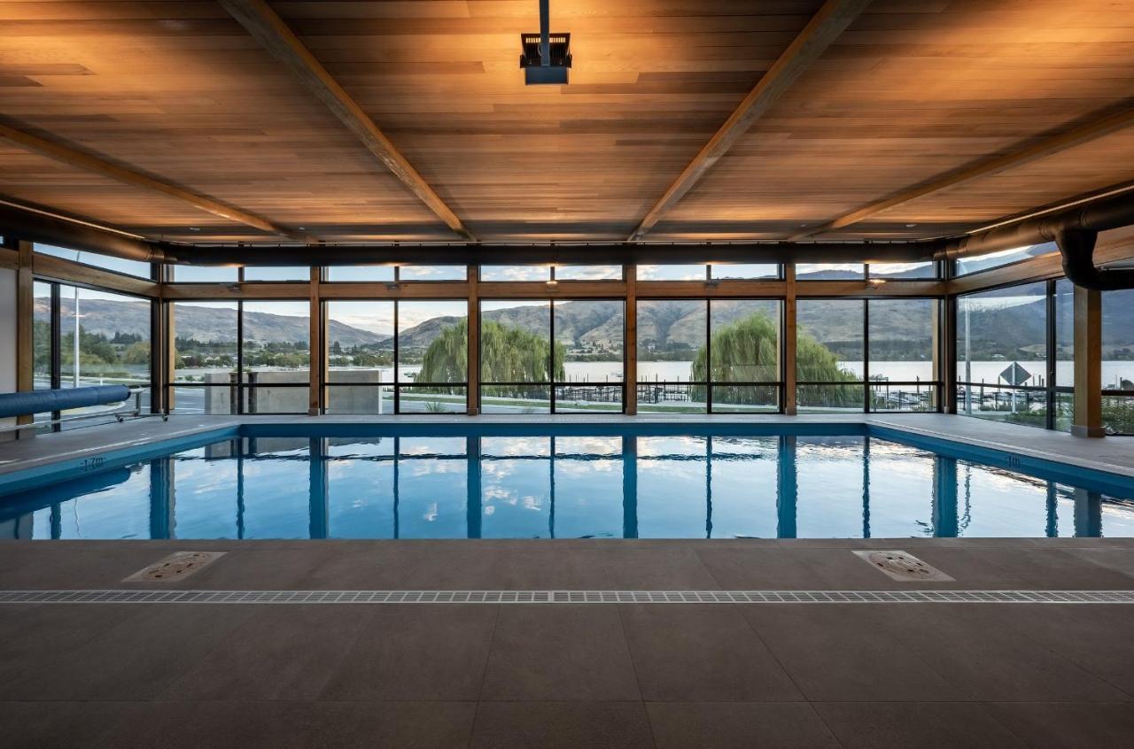 Winona Of Wanaka - Luxury Lakefront Apartment Buitenkant foto